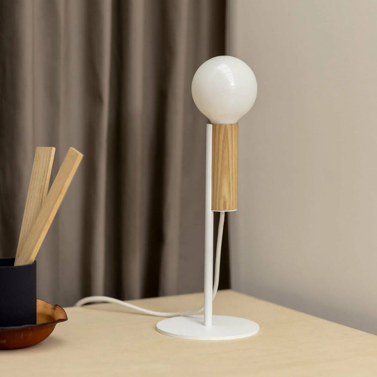 esaila・CHERRY Table Lamp