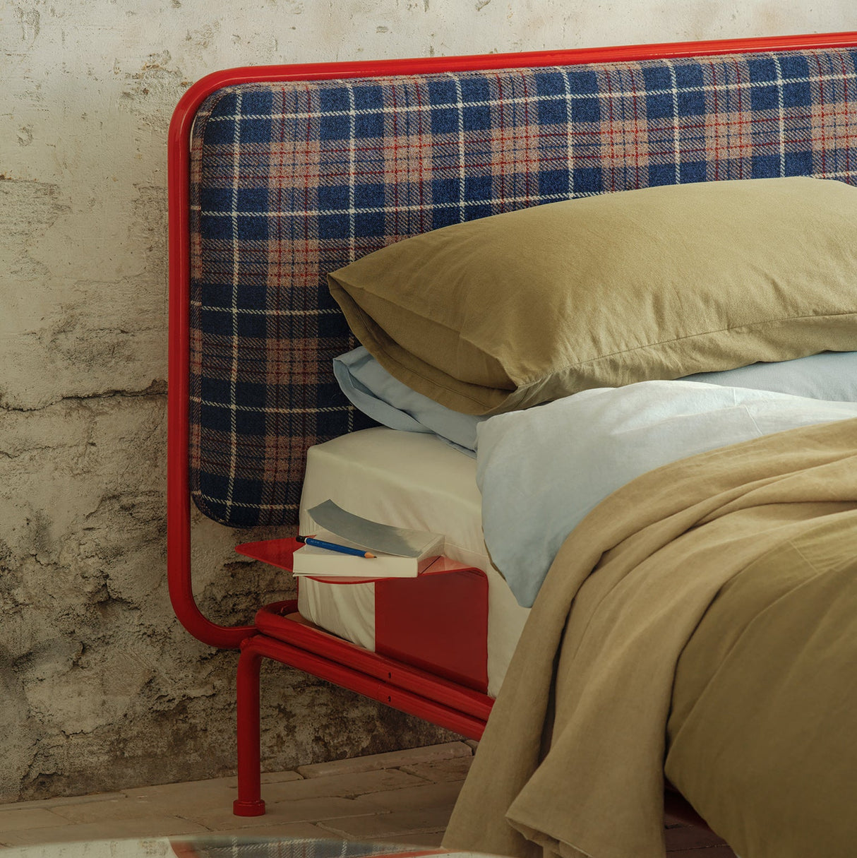 TALO RYYPPY・Arka Bed Side Table 床架專用邊桌