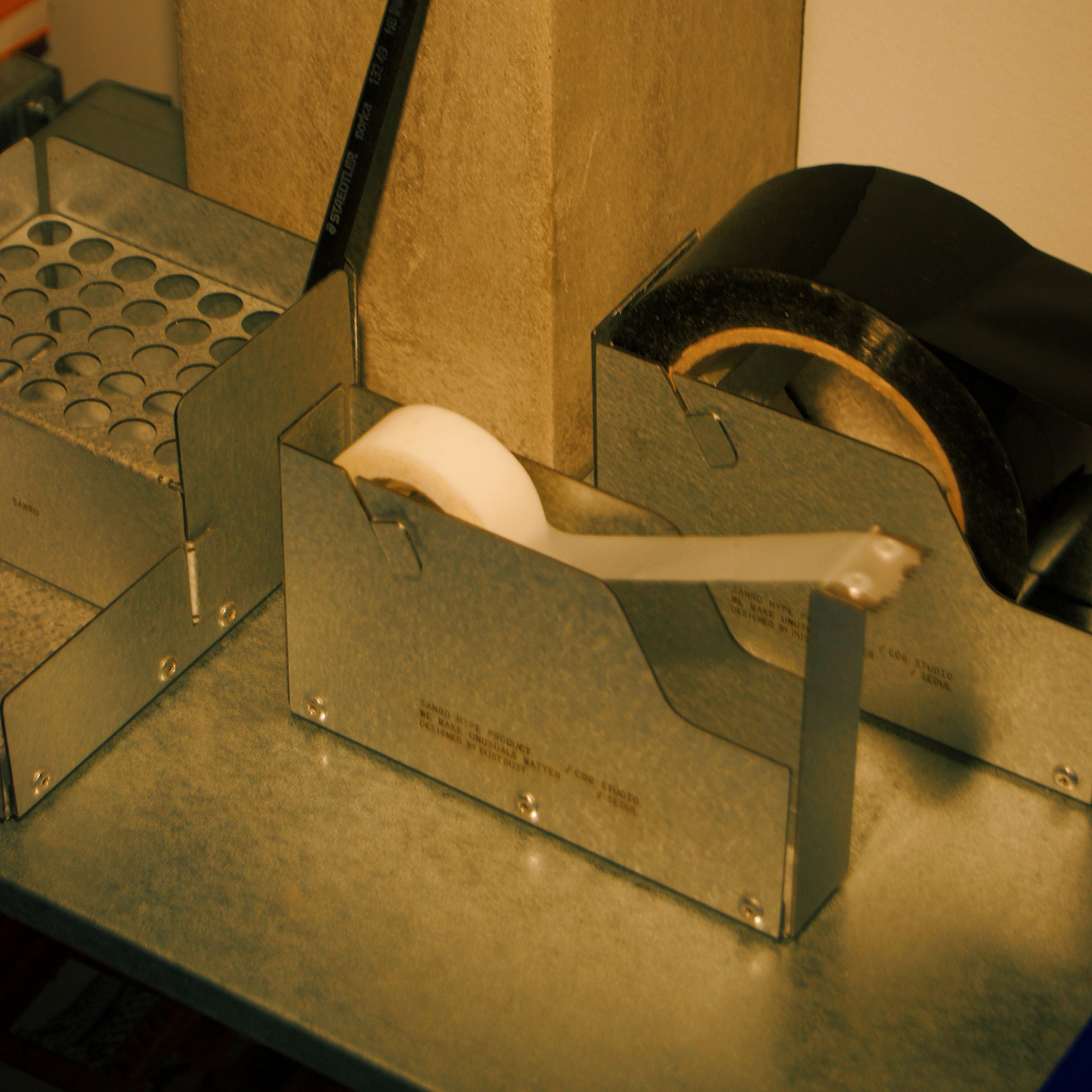 SANRO・L Tape cutter 膠帶台(M)