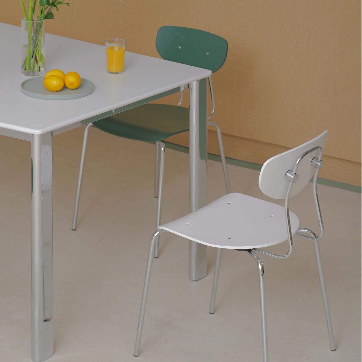 rareraw・ALTER CHAIR 單人靠背餐桌椅