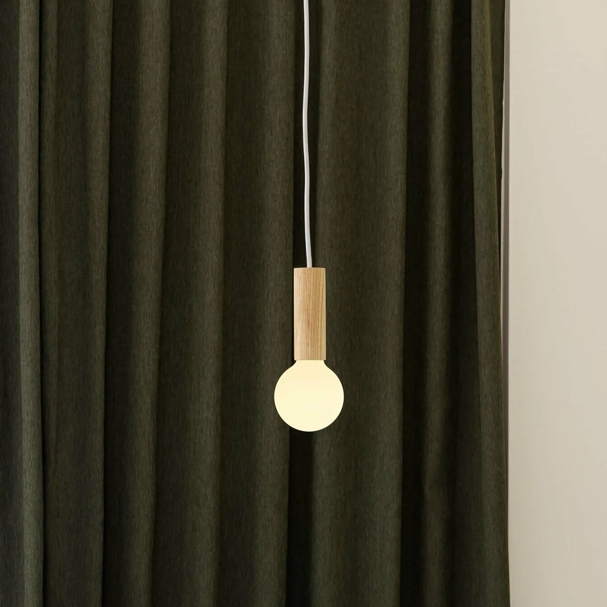 esaila・CHERRY Table Lamp