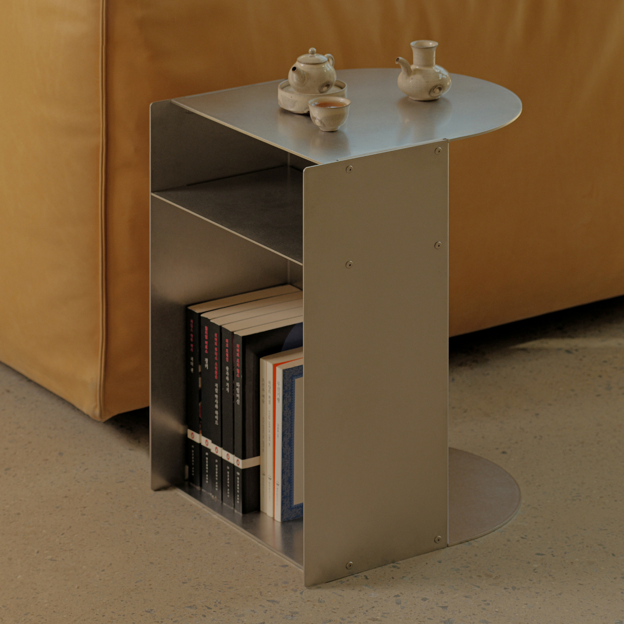 rareraw・FLIT TABLE 2.0 不銹鋼圓弧邊桌