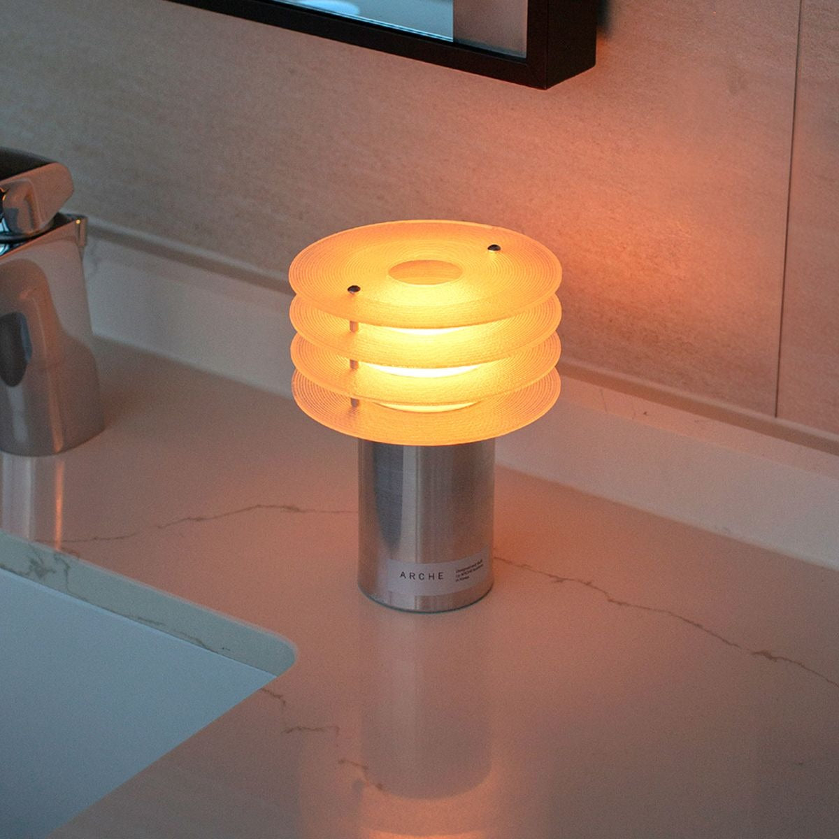 ARCHE・Muta Shade Portable Lamp 無線桌燈