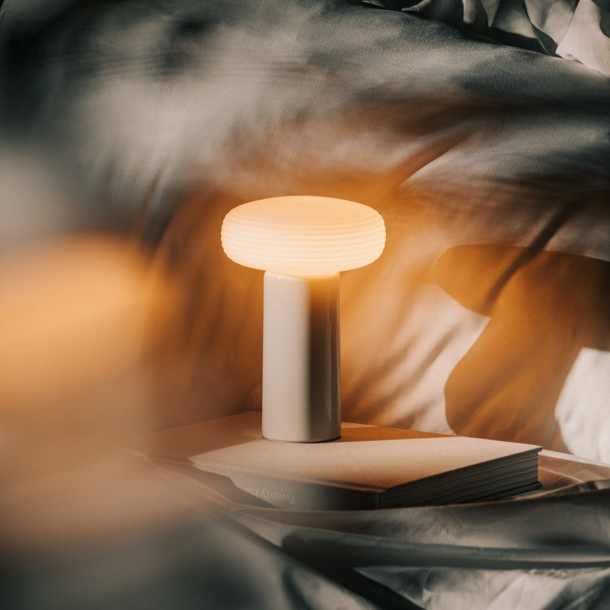 kubrick・Belo Portable Lamp 便攜桌燈