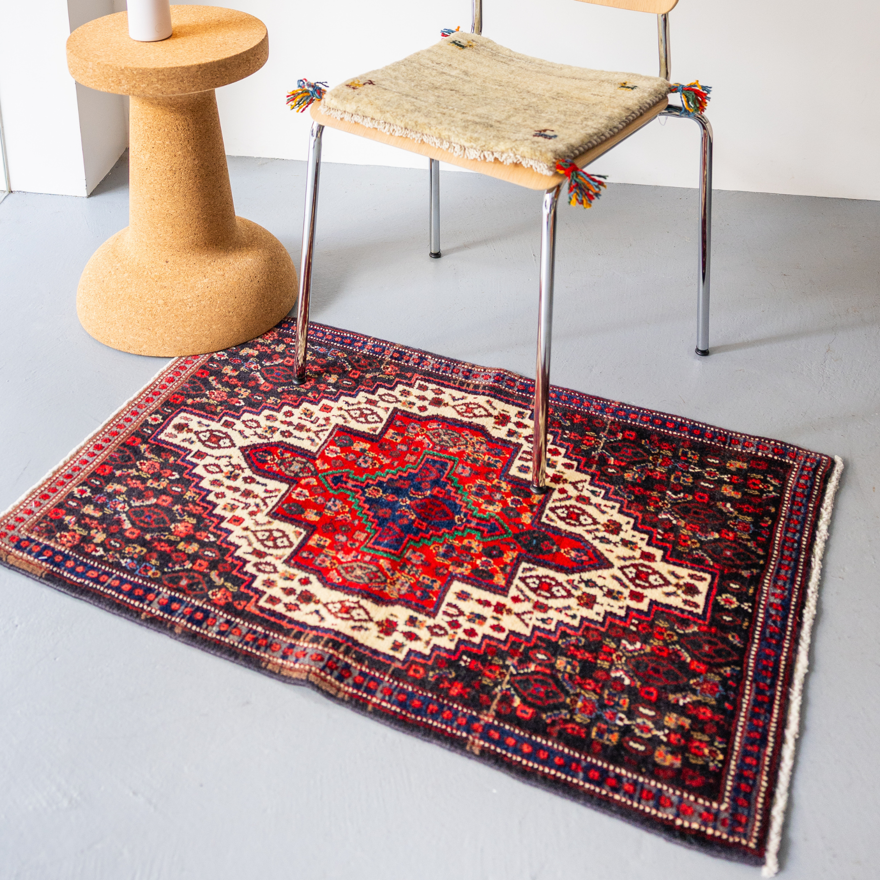 Layout・Tribal Rug 40371