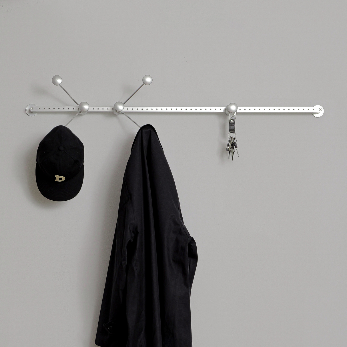 DOT HANGER 加購安裝服務（新竹以北$700，中南部及偏遠地區另計費用）