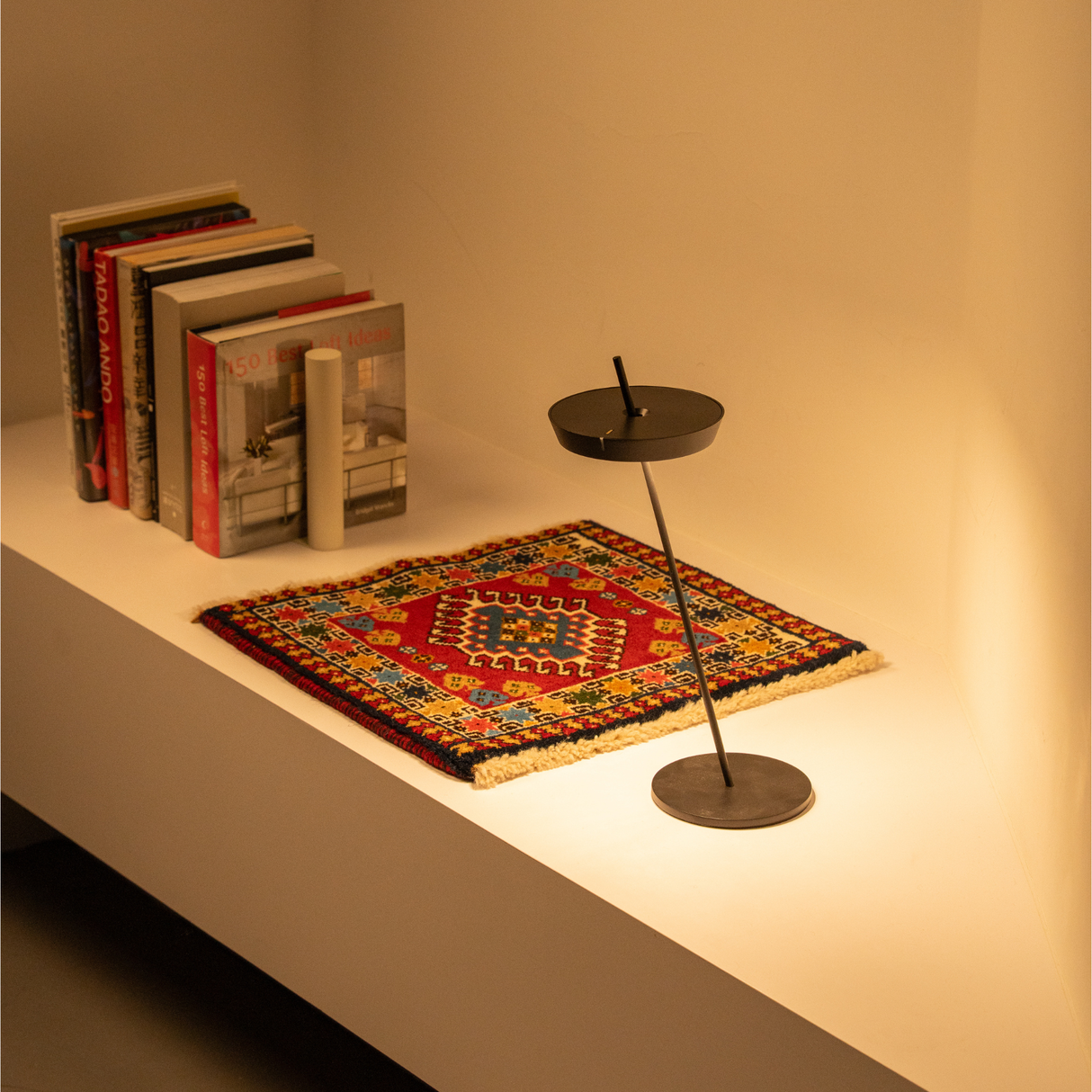 UBIQUA・Torus Desk 充電式閱讀桌燈（港澳）