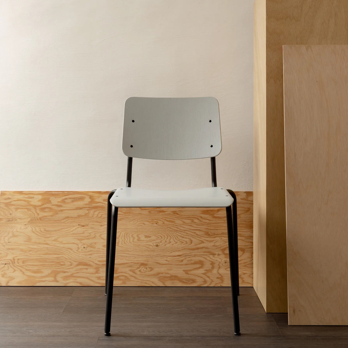 esaila・FORE Chair