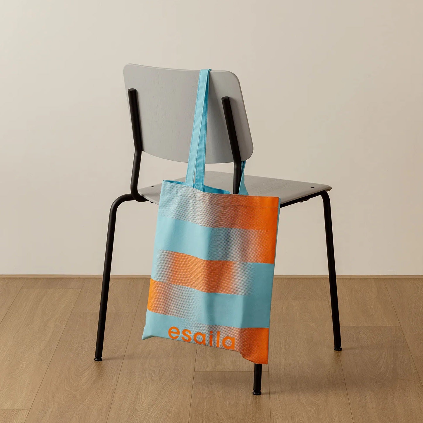 esaila・ESAILA Tote Bag