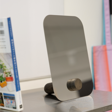 esaila・PINOKIO Table