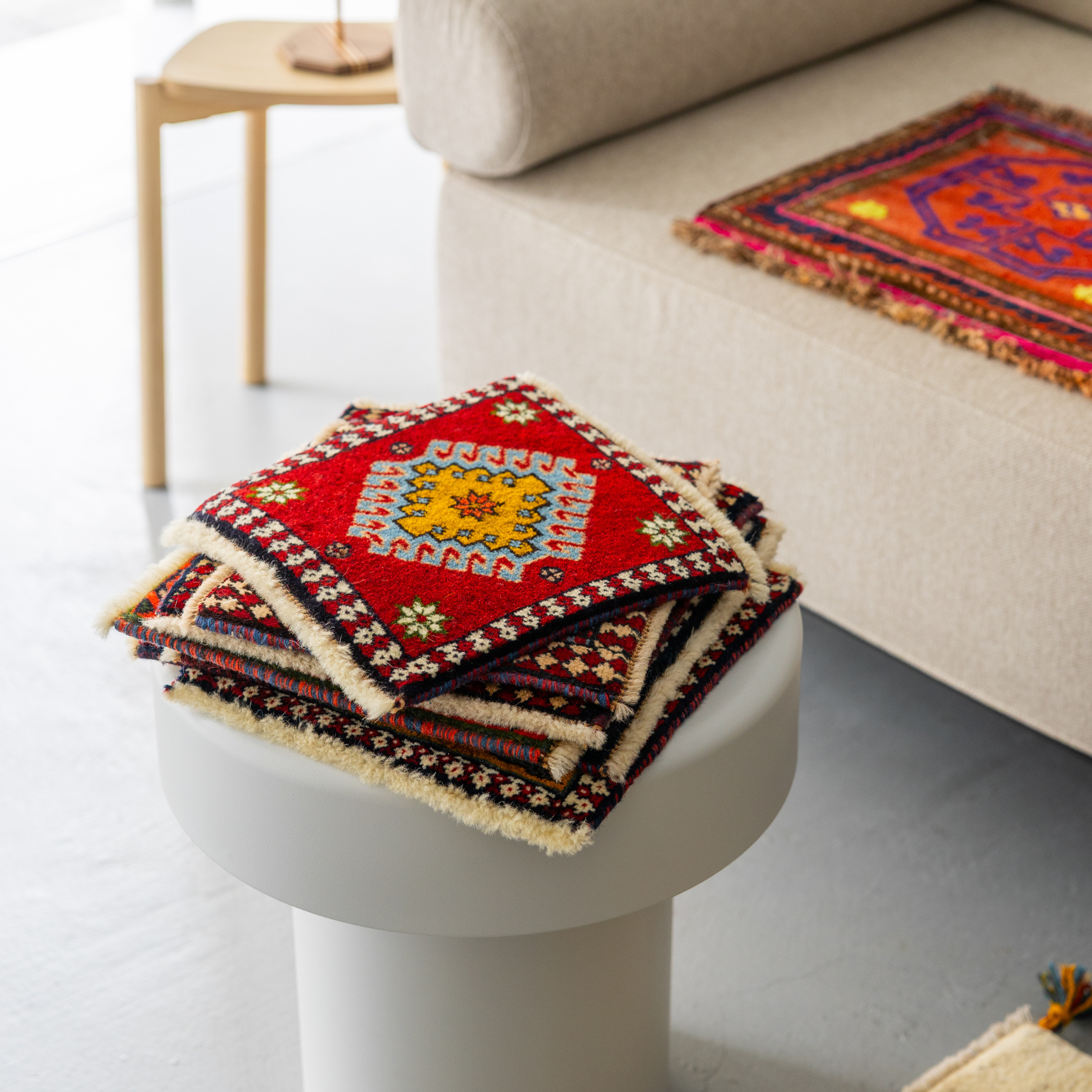 Layout・Tribal Rug 40421