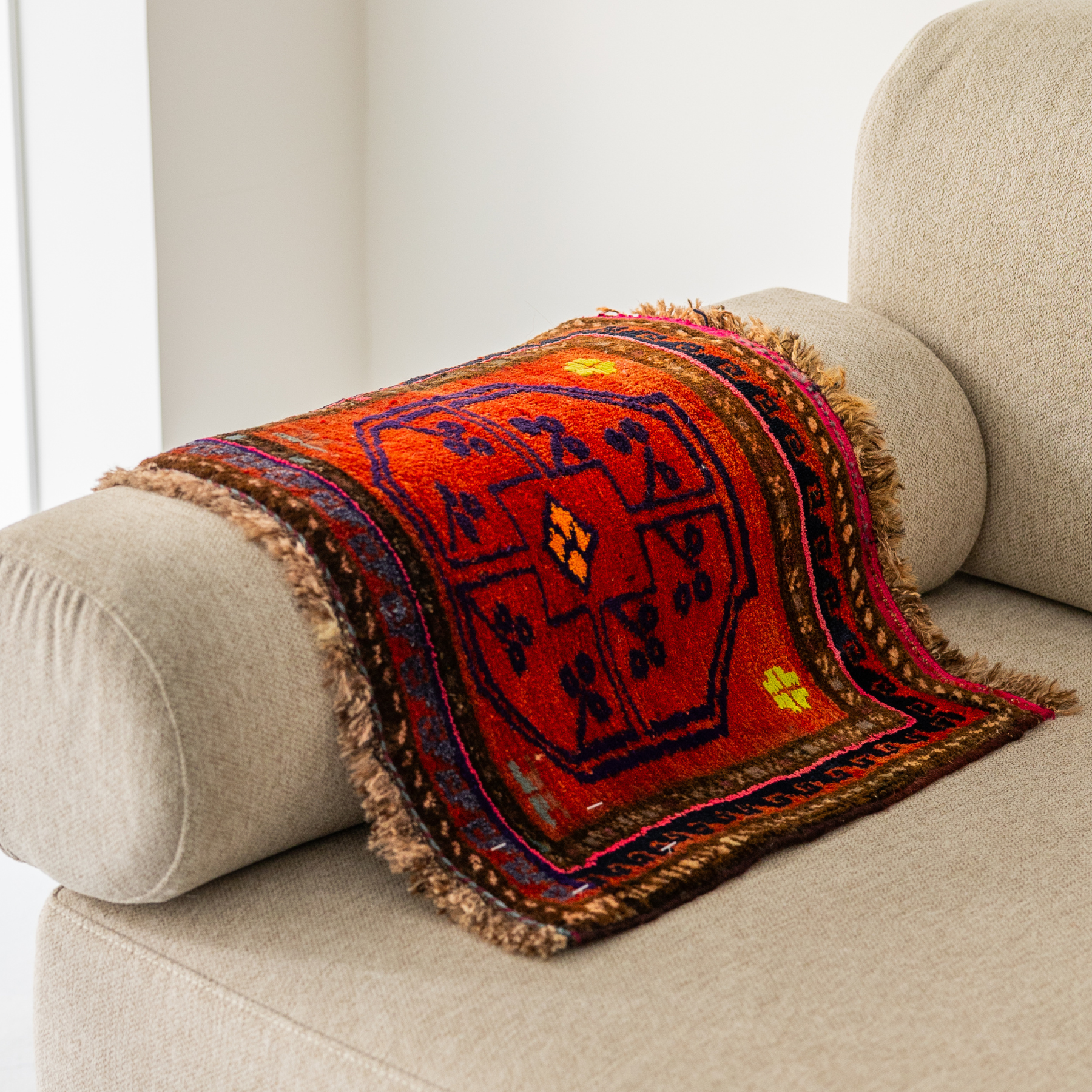Layout・Tribal Rug 40036