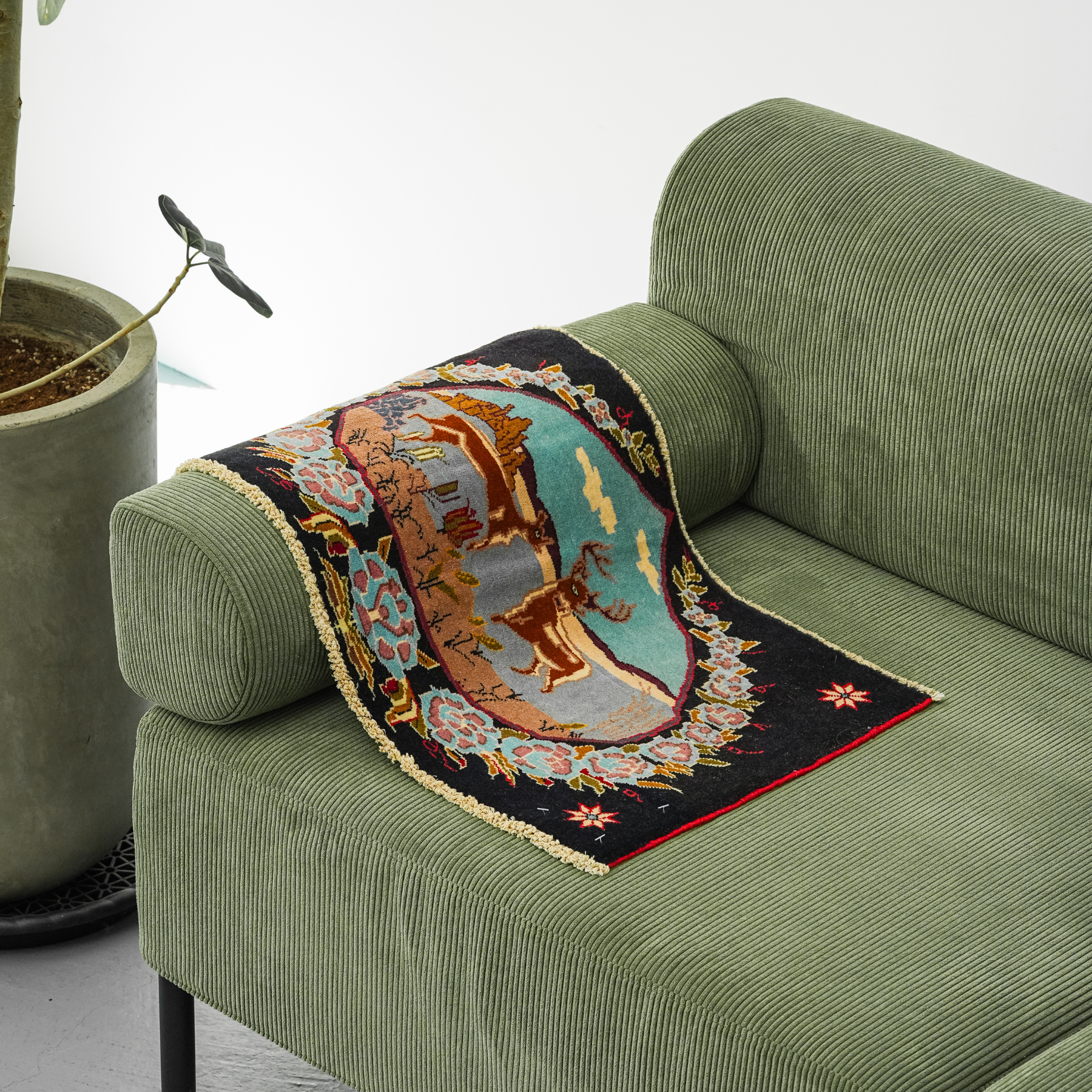 Layout・Tribal Rug 95593