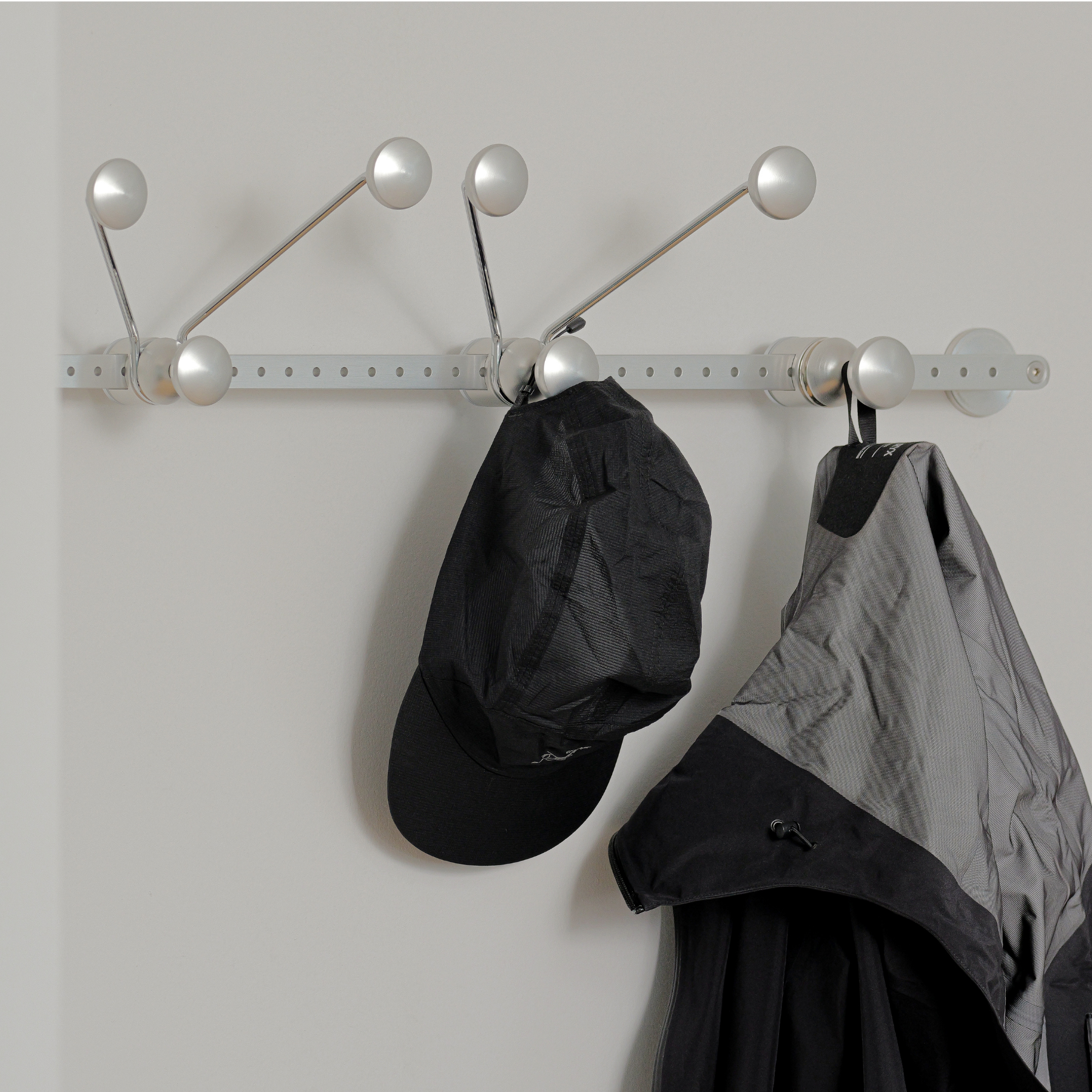 rareraw・DOT HANGER