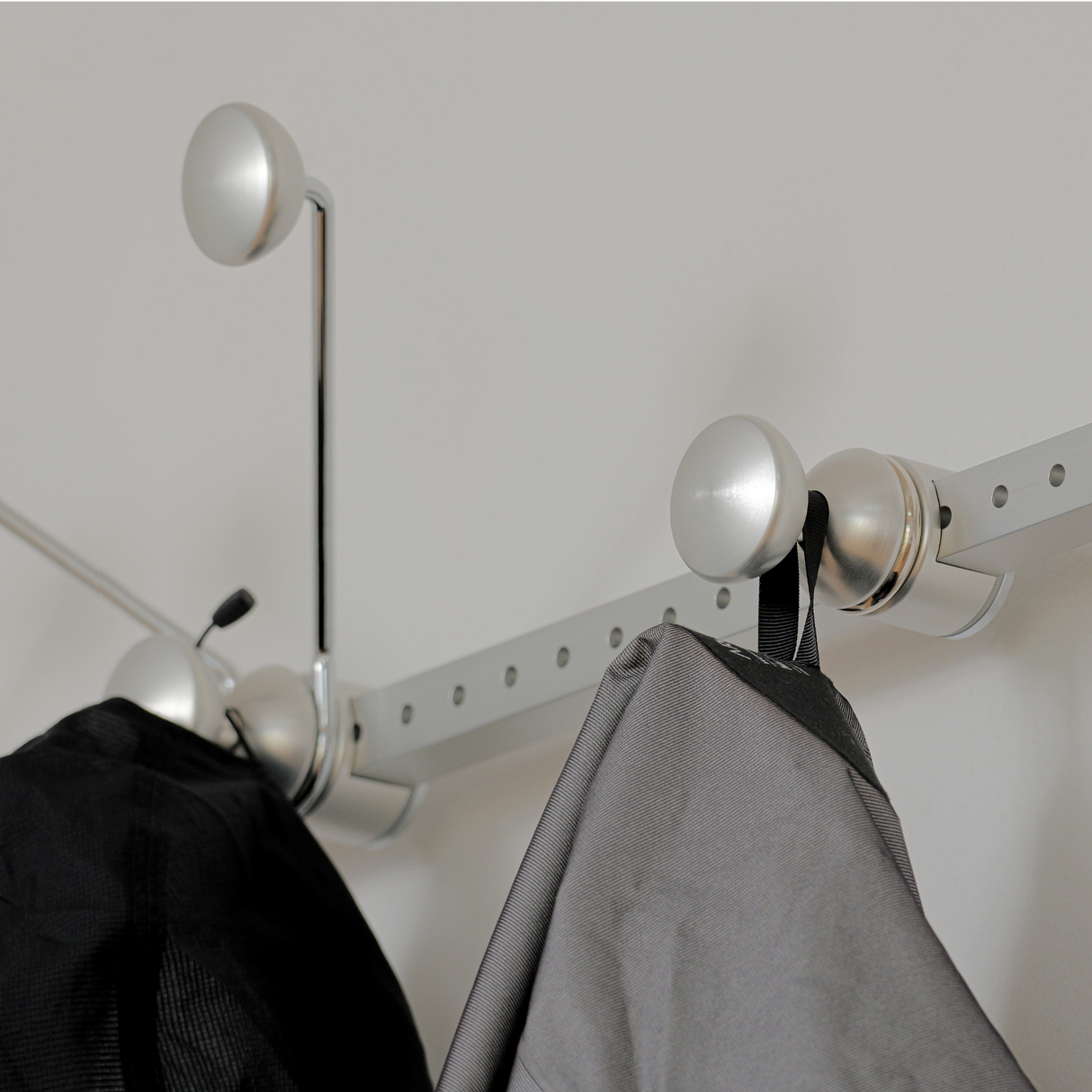 rareraw・DOT HANGER 掛衣桿