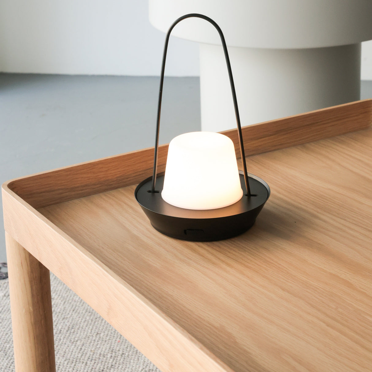 esaila・SISTER Coffee Table