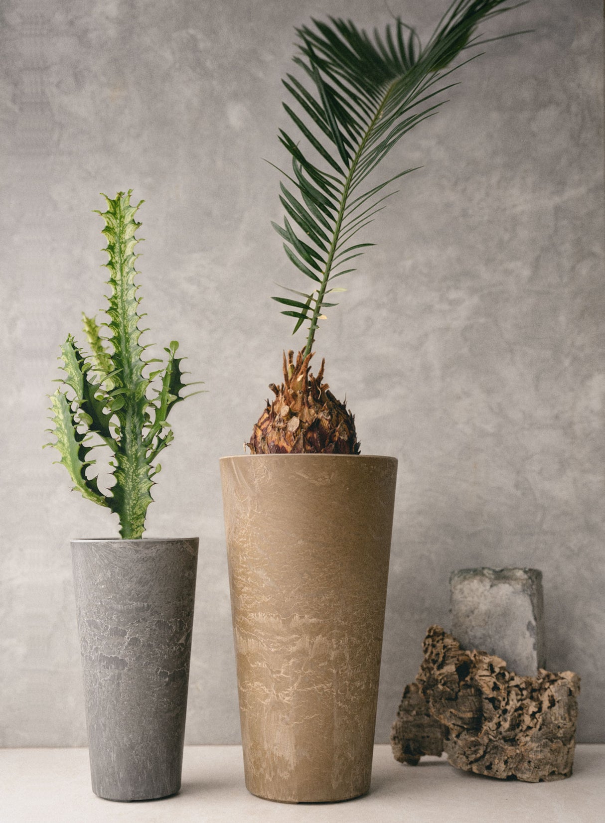 amabro・ART STONE - TALL 花筒盆