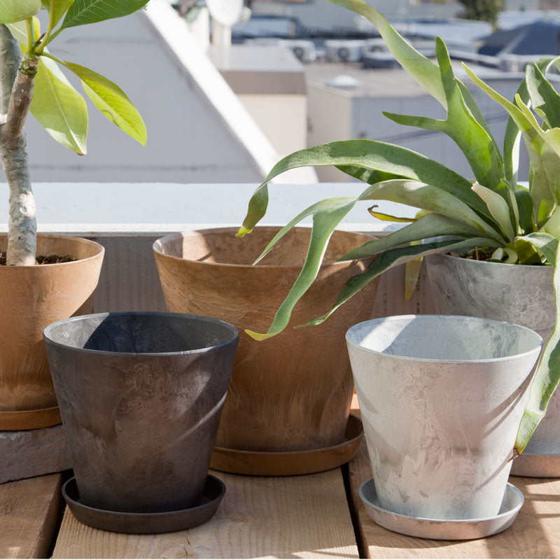 amabro・ART STONE SAUCER 底盤