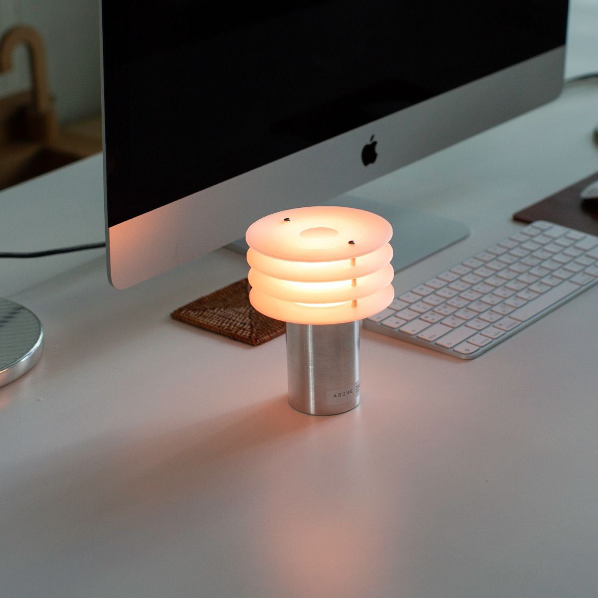 ARCHE・Muta Shade Portable Lamp 無線桌燈