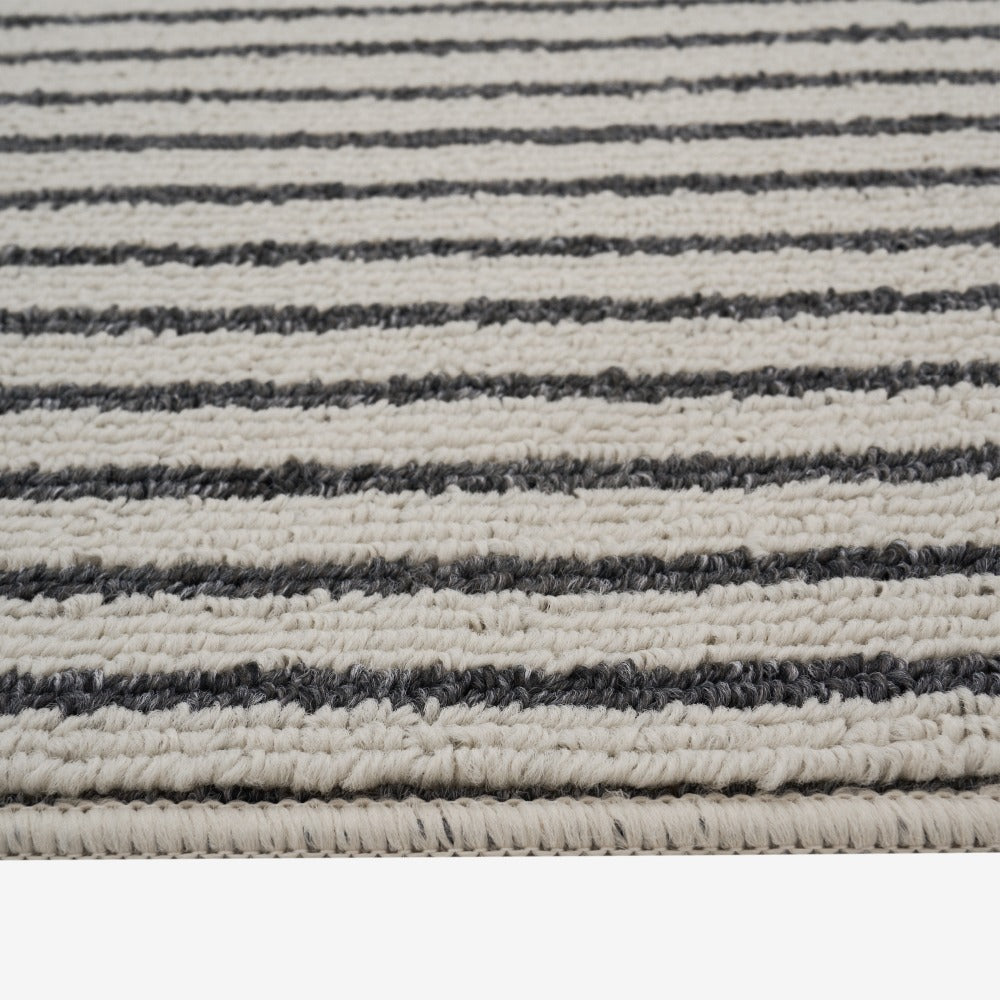 Berhe・Zebra Rug 地毯