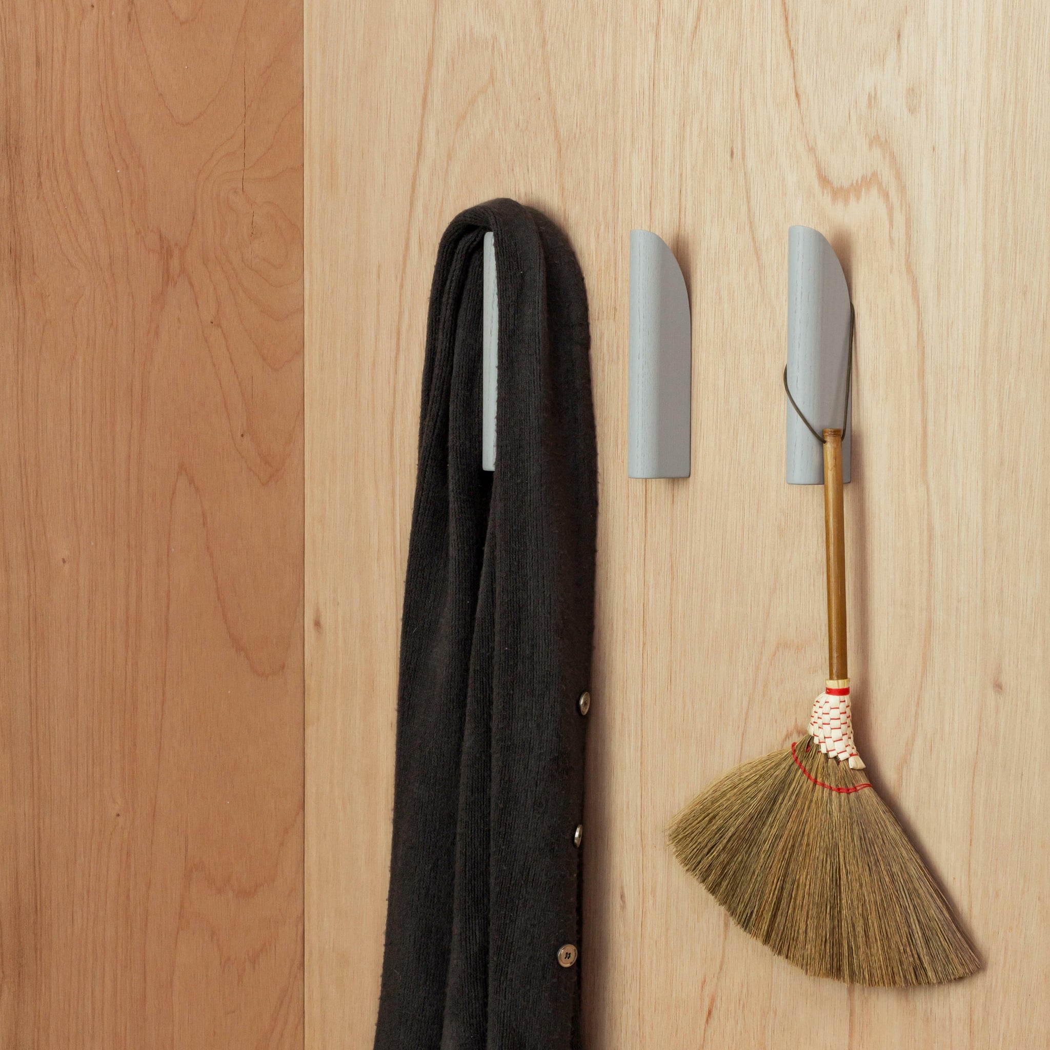 esaila・SLIDE Hook